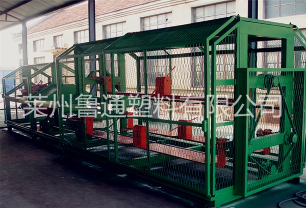 制繩機(jī)，塑料制繩機(jī)，三股制繩機(jī)，四股制繩