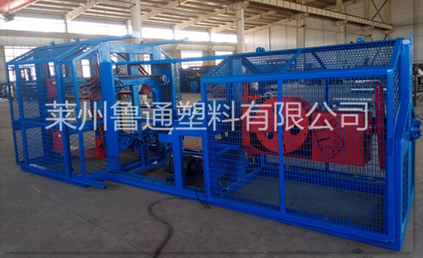 供應(yīng)制繩機(jī)，打繩機(jī)，制股機(jī)，捻繩機(jī)
